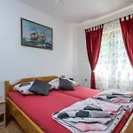 Vikendica Sunce By Interhome