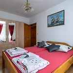 Sunce By Interhome Vikendica *