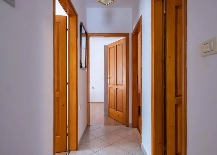 Sunce By Interhome Pula