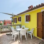 Sunce By Interhome Nyaraló *