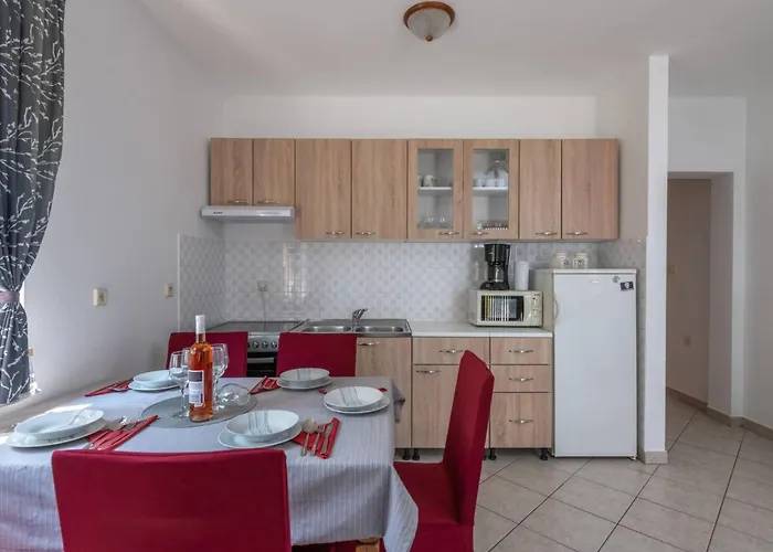 Sunce By Interhome Vikendica