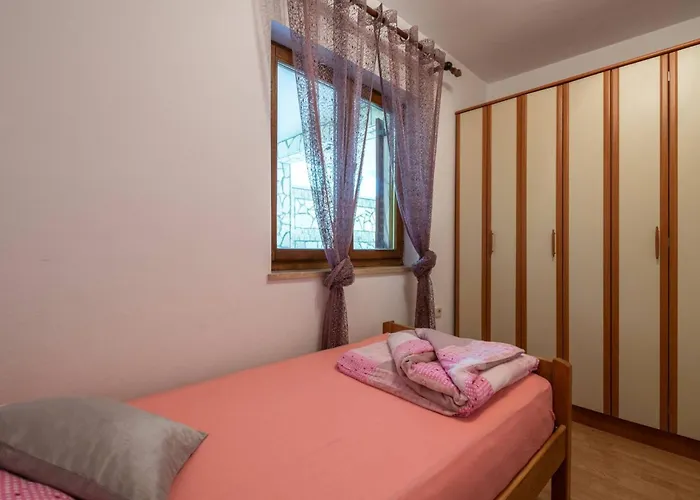 Sunce By Interhome Будинок відпочинку Пула