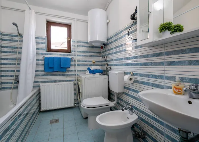 Sunce By Interhome Vikendica Pula